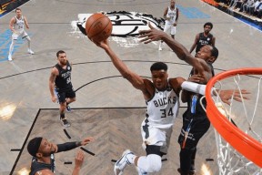 篮网带队取胜！，Ning重要时刻持续失利引发球迷热议(篮网险胜!)