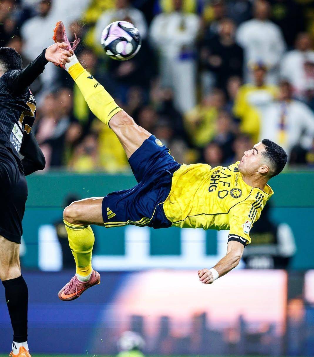 梅西在塞尔维亚队比赛中关键助攻，关键助攻引发热议！的简单介绍