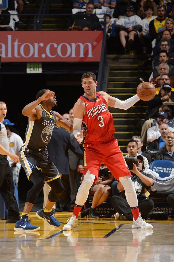 包含西亚卡姆连续十二场比赛得分超过赛况扑朔迷离，西班牙队挑战极限！的词条